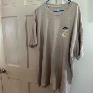 Men’s Nike T Shirt